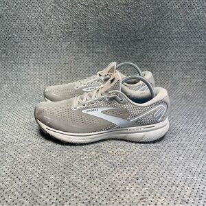 Brooks Ghost 14 Grey Running Shoes Size 10 Women’s